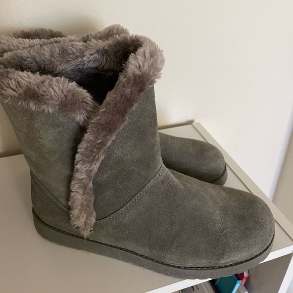 Target boots - Picture 1 of 3